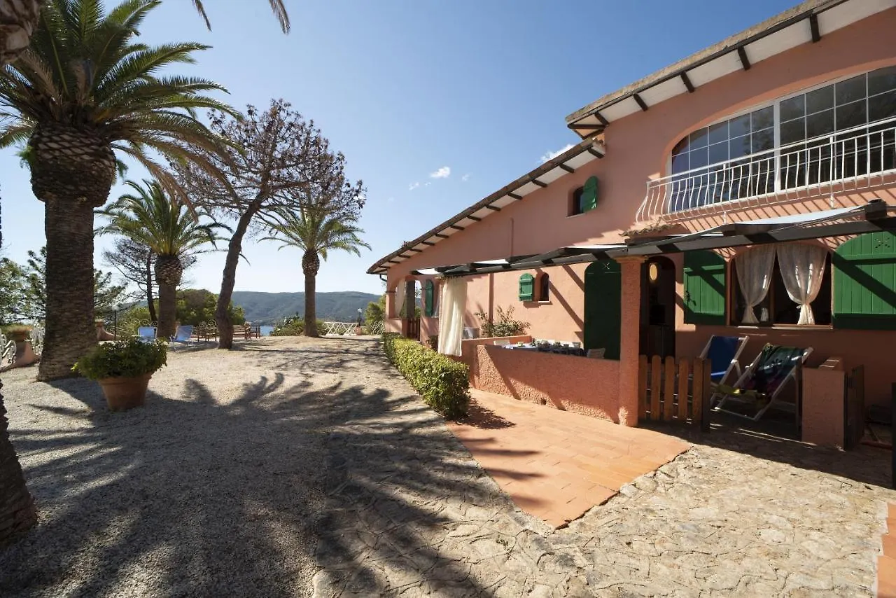 Gavila's Residenza Turistico Alberghiera Porto Azzurro 3*,