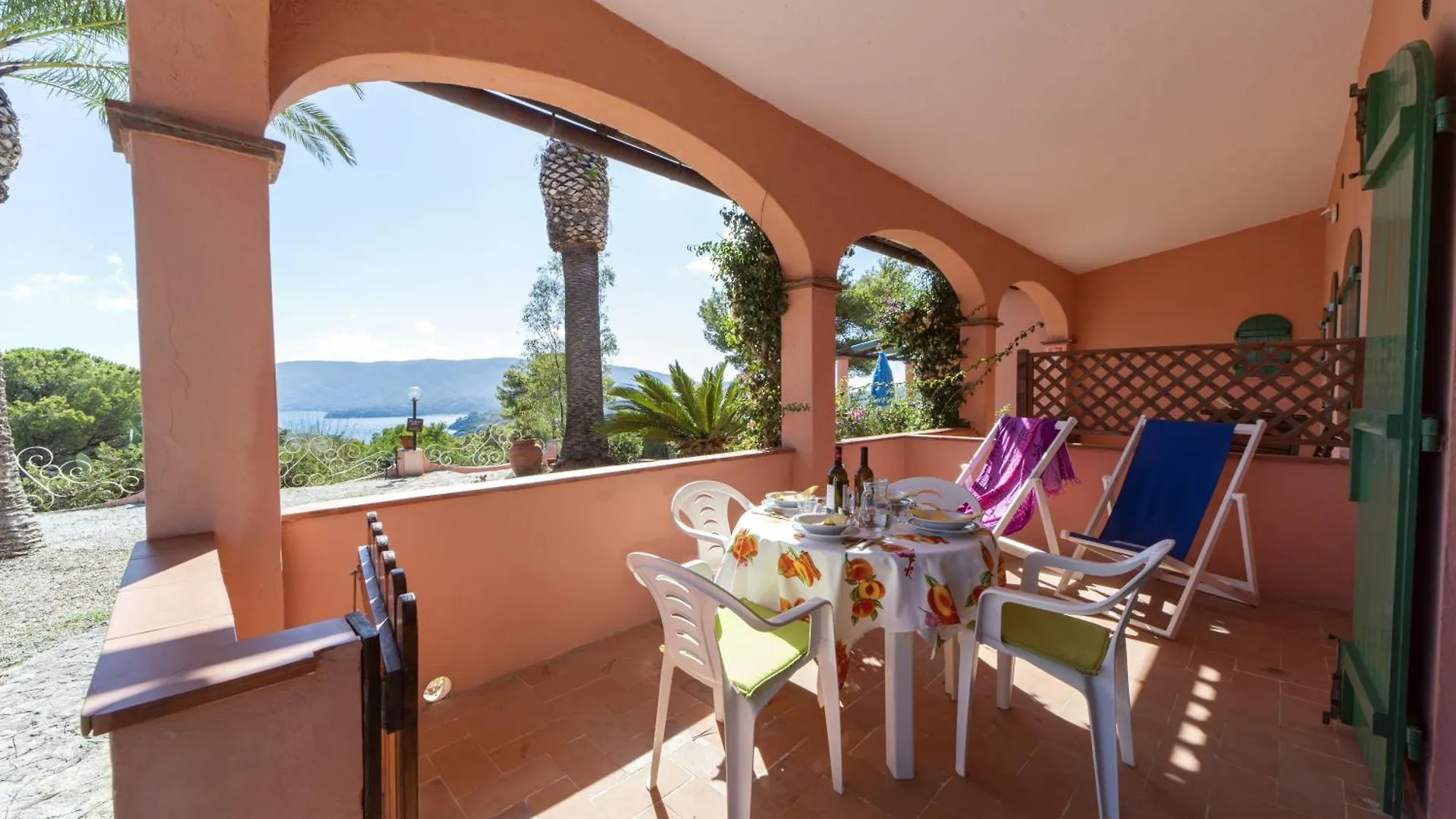Gavila's Residenza Turistico Alberghiera Porto Azzurro 3*,  Italia
