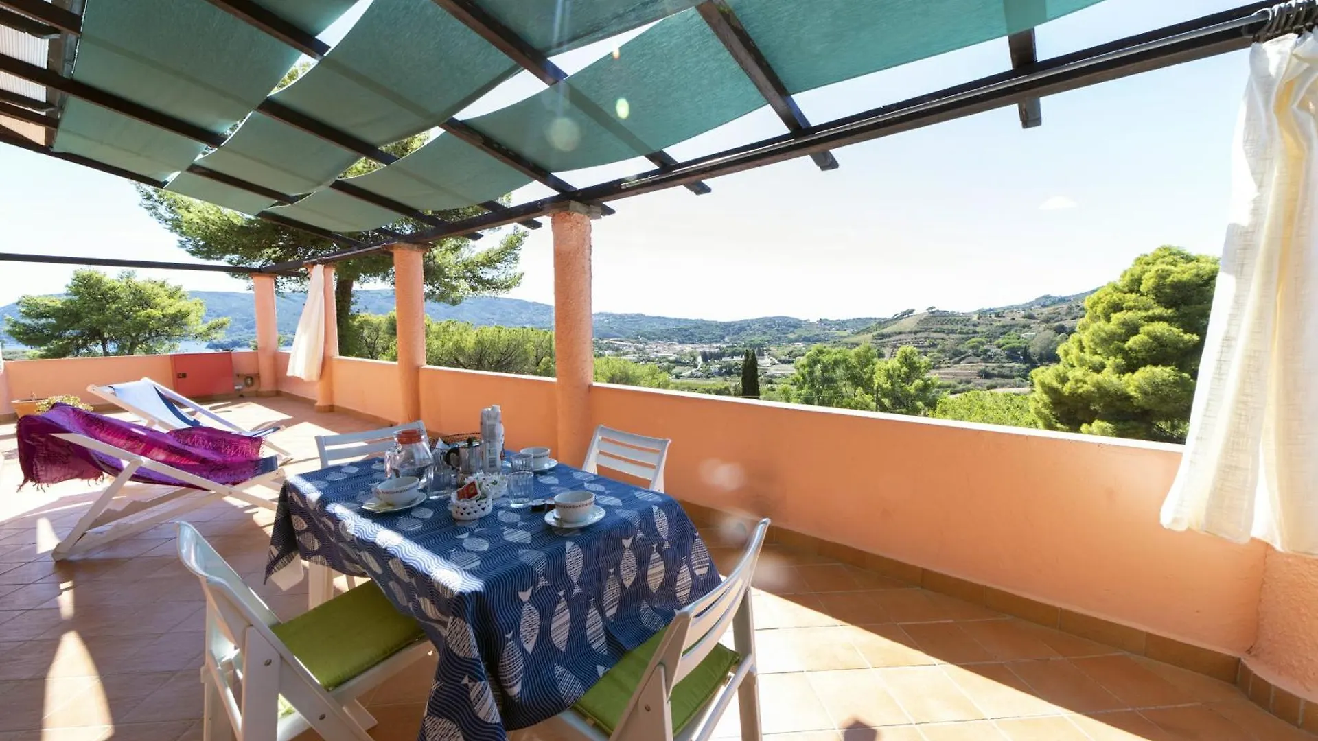 Gavila's Residenza Turistico Alberghiera Porto Azzurro 3*,
