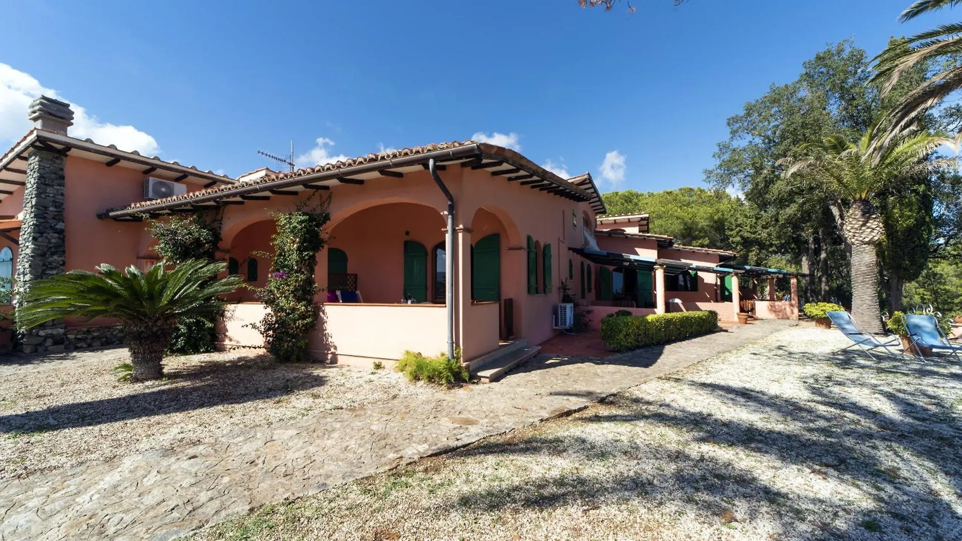 Aparthotel Gavila's Residenza Turistico Alberghiera Porto Azzurro